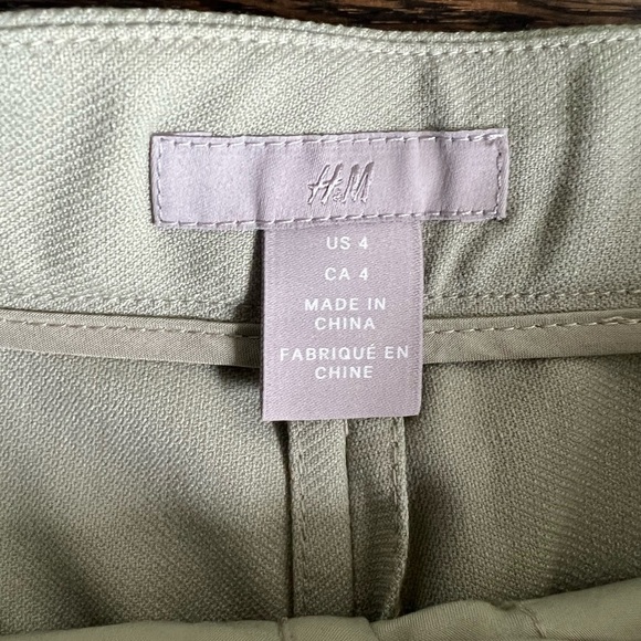 NWT woman’s H&M pants - Picture 3 of 3